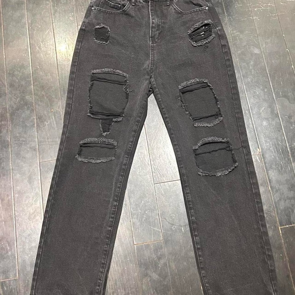 Women’s Ripped Charcoal Jeans